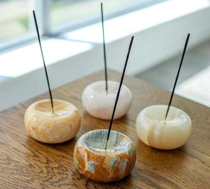 Smooth Grey Marble Taper Stand