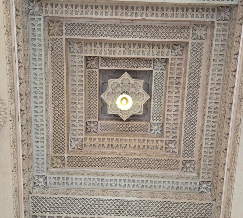 Temple Decorative Coffered Sandstone Ceiling